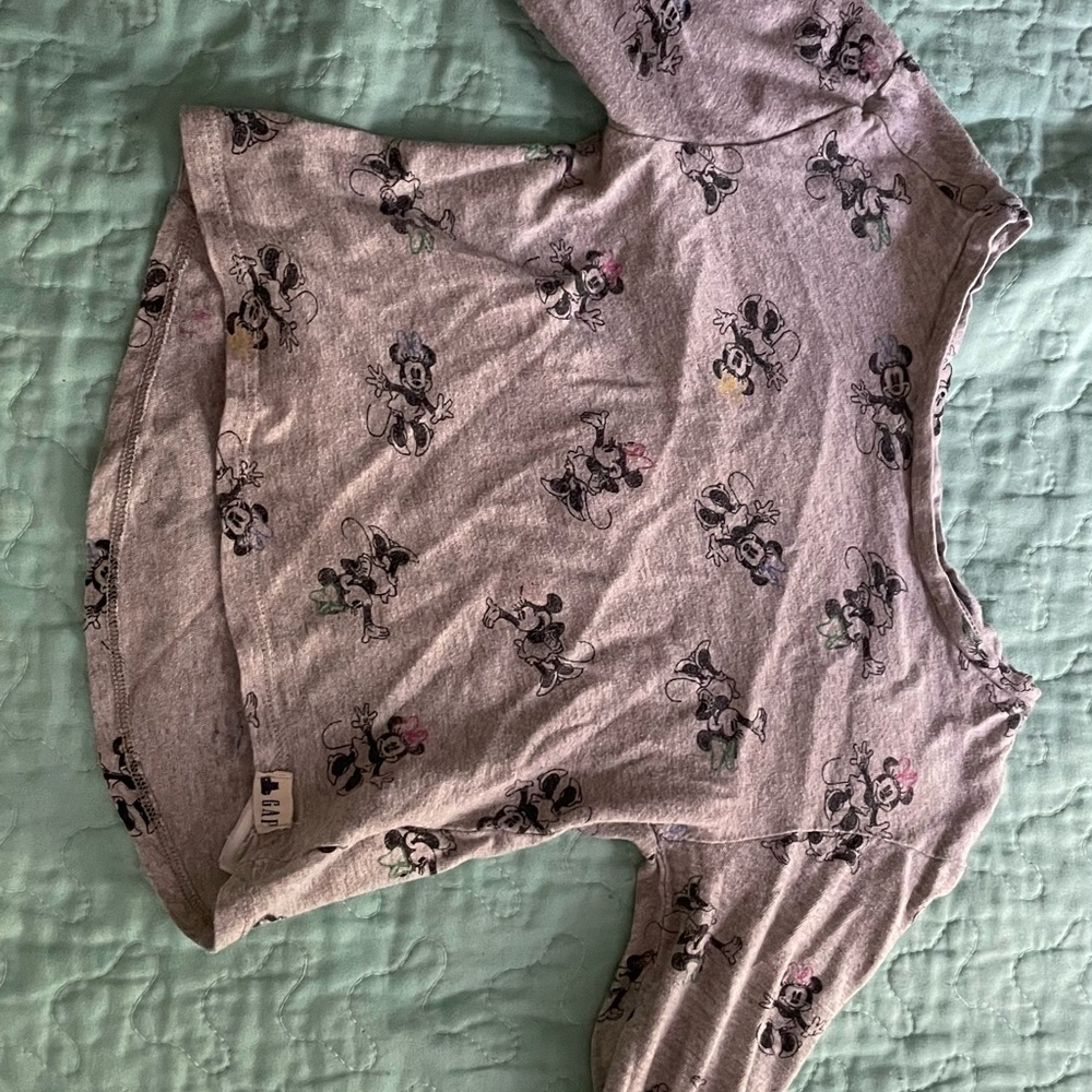GAP Gray Cartoon Print Long Sleeve Shirt